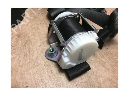 Front right seatbelt BMW 1 (E81) 118 d | BP13284776I25