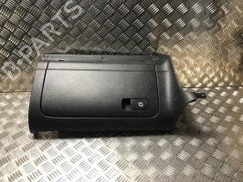 Handskerum VW SCIROCCO III (137, 138) 1.4 TSI (160 hp) 28305493