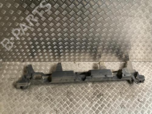 Used Rear bumper bracket Rear bumper bracket DACIA DUSTER (HM_) 1.6 SCe 115 4x4 (HMM1) (115 hp) 33558803 33558803