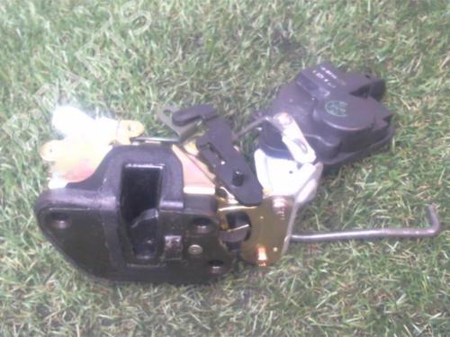 Rear left lock HYUNDAI TRAJET (FO) 2.0 CRDi | BP12968332C100 