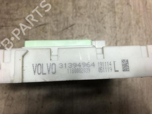 Fuse box VOLVO V40 Hatchback (525) T2 GTDi | BP20623762E1
