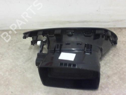 Used Air vent RENAULT SCÉNIC III (JZ0/1_) 1.5 dCi (110 hp) 13132367
