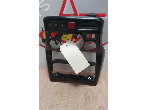 Middle console CITROËN C3 Picasso (SH_) 1.6 HDi | BP13289572I22 