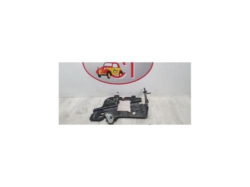 Used Support PEUGEOT 208 I (CA_, CC_) 1.2 PureTech 82 (82 hp) 13132313