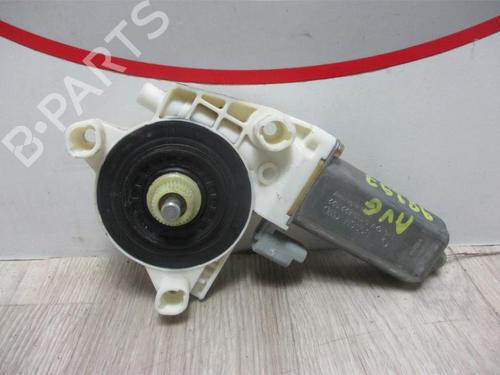 Left front window motor PEUGEOT 307 Break (3E) 2.0 HDI 90 | BP12967022E21 