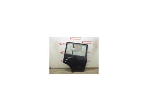 Used Right rear door MITSUBISHI PAJERO III (V7_W, V6_W) 3.2 Di-D (V68W) (160 hp) 30782354