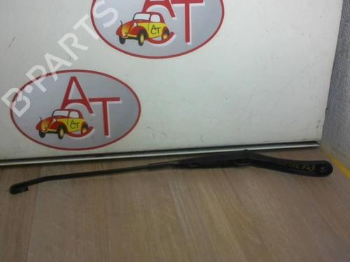 Used Front windshield wiper arm DACIA DUSTER (HS_) 1.5 dCi 4x4 (HSMC, HSMD) (110 hp) 15966121