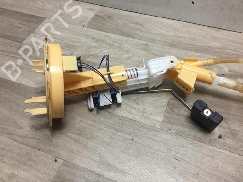 Used Fuel pump VW PASSAT B8 Variant (3G5, CB5) 2.0 TDI 4motion (190 hp) 23035651