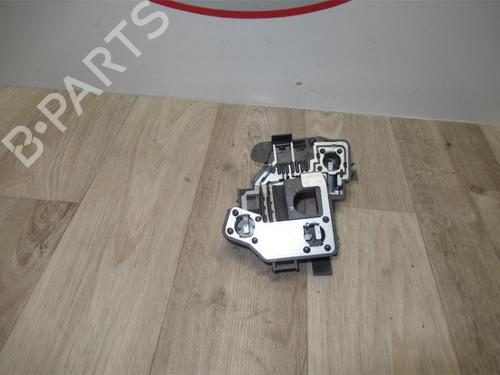Lampa oświetlenia tablicy rejestracyjnej PEUGEOT 206 Hatchback (2A/C) 1.4 HDi eco 70 | BP13290487I40 