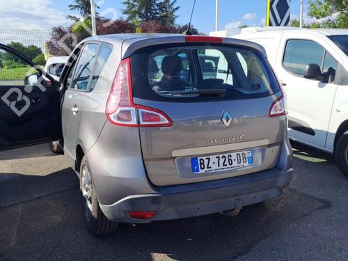 Brugte RENAULT SCÉNIC III (JZ0/1_) 1.5 dCi (110 hp) 4374688
