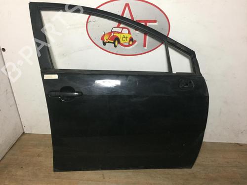 Used Right front door TOYOTA COROLLA Verso (ZER_, ZZE12_, R1_) 2.2 D-4D (AUR10_, AUR10R) (136 hp) 20611948