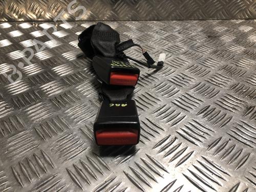 Used Seat buckle BMW 1 (F21) 116 d (116 hp) 31186302