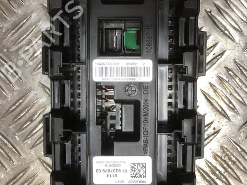 Used Fuse box BMW 1 (F21) 118 d (150 hp) 24314078