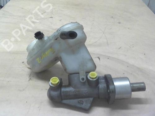 Brake master cylinder RENAULT TWINGO II (CN0_) 1.5 dCi (CN0E) | BP12968716M77 