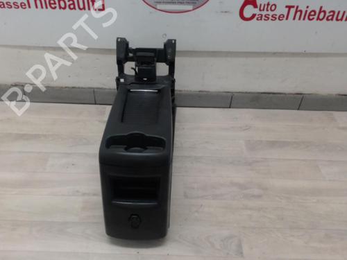 Middle console PEUGEOT 5008 (0U_, 0E_) 1.6 HDi | BP29574914I22