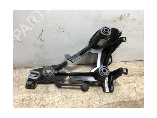 Rear bumper bracket PEUGEOT 2008 I (CU_) 1.2 THP 110 / PureTech 110 | BP15937814C159