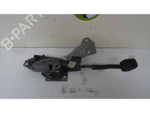 Used Break pedal FORD GRAND C-MAX (DXA/CB7, DXA/CEU) 2.0 TDCi (163 hp) 12967672