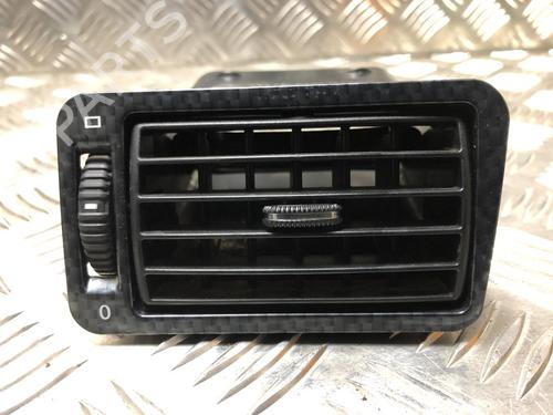 Used Air vent MERCEDES-BENZ SLK (R170) 200 (170.435) (136 hp) 23567694