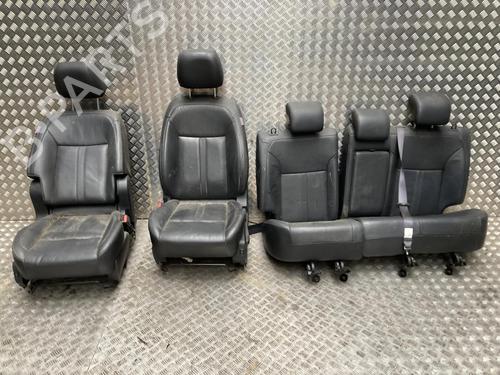 Used Seats set Seats set RENAULT KOLEOS I (HY_) 2.0 dCi 4x4 (HY0K) (150 hp) 40281187 40281187