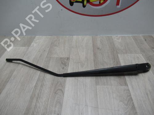 Used Front windshield wiper arm Front windshield wiper arm PEUGEOT 306 Hatchback (7A, 7C, N3, N5) 1.9 DT (90 hp) 13127735 13127735