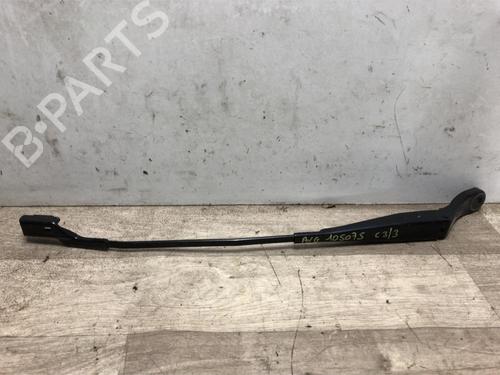 Used Front windshield wiper arm CITROËN C3 / C3 ORIGIN III (SX) 1.2 VTi 68 (68 hp) 23873644