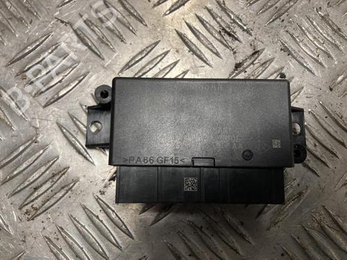 Used Control unit NISSAN QASHQAI II (J11, J11_) 1.2 DIG-T (115 hp) 31021659