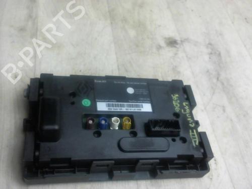 Used Display monitor RENAULT LAGUNA III (BT0/1) 1.5 dCi (BT00, BT0A, BT0T, BT1J) (110 hp) 12967316