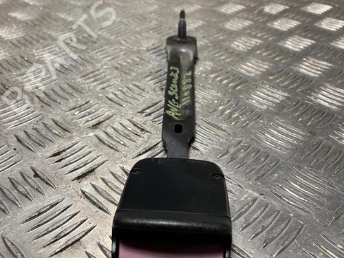 Engate do cinto RENAULT SCÉNIC III (JZ0/1_) 1.5 dCi (110 hp) 31697835