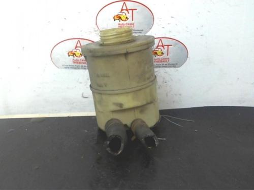 Servostyringsbeholder RENAULT MEGANE I (BA0/1_) 1.6 16V (BA04, BA0B, BA11, BA1J, BA16, BA19, BA1K, BA1V,... (107 hp) 13137202