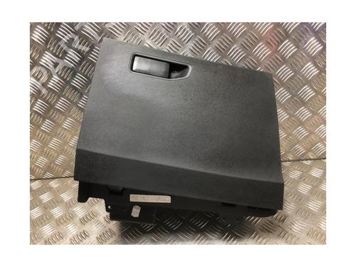 Glove box PEUGEOT 3008 II SUV (MC_, MR_, MJ_, M4_) 1.5 BlueHDi 130 | BP25307133C95