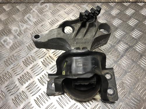 Used Engine mount DACIA DUSTER (HS_) 1.5 dCi (109 hp) 31187812