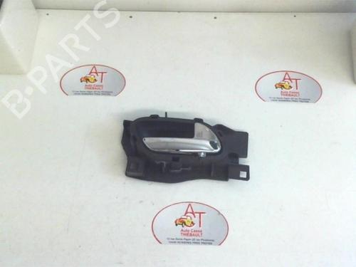 Used Front right interior door handle PEUGEOT 407 (6D_) 2.0 HDi 135 (6DRHRH, 6DRHRE, 6DRHRG, 6DRHRJ) (136 hp) 12970383