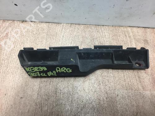 Used Rear bumper bracket PEUGEOT 307 CC (3B) 2.0 HDi 135 (136 hp) 13229116