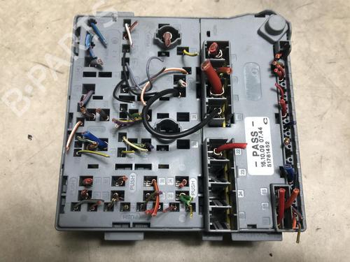 Fuse box FIAT 500 (312_) 1.2 (312AXA1A) | BP23128339E1