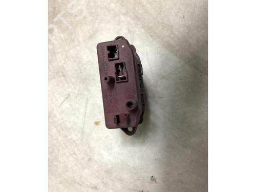 Heater resistor IVECO DAILY III Van 35 C 12 V, 35 S 12 V (AGKA43A2, AGKB43A2, AGKB46A2,... | BP25376739M108 