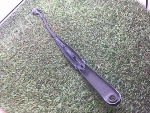 Used Front windshield wiper arm FORD FIESTA VI (CB1, CCN) 1.6 TDCi (90 hp) 25298208