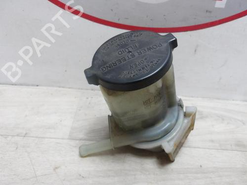 Used Power steering reservoir Power steering reservoir TOYOTA RAV 4 II (_A2_) 2.0 D 4WD (CLA20_, CLA21_, CLA20R, CLA21R) (116 hp) 39901347 39901347