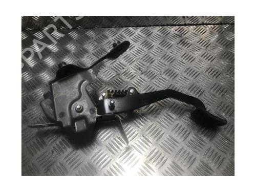 Clutch pedal RENAULT CAPTUR I (J5_, H5_) 1.5 dCi 90 (J5N4, J5M5, J5MW, J5M6, J5AL, J5AJ) | BP26326955I13