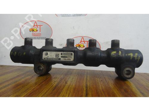 Used Injection rail CITROËN C4 Coupe (LA_) 1.6 HDi (109 hp) 13037634