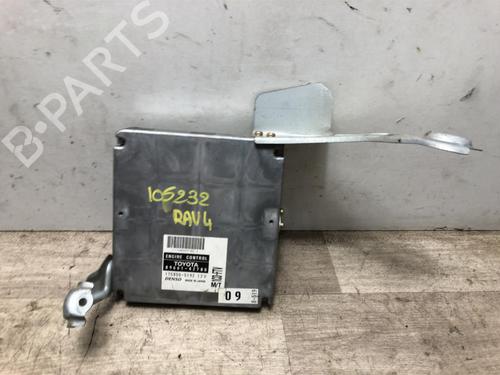 Centralita motor TOYOTA RAV 4 II (_A2_) 2.0 D 4WD (CLA20_, CLA21_, CLA20R, CLA21R) (116 hp) 23873357