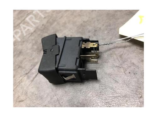Warning switch TOYOTA YARIS (_P13_) 1.5 Hybrid (NHP130_, NHP130) | BP20633469I22 