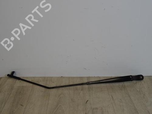 Used Front windshield wiper arm Front windshield wiper arm 13275887 13275887