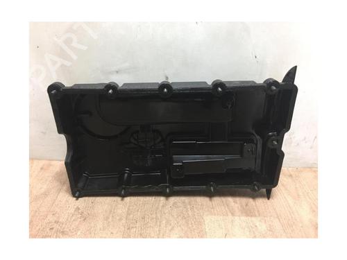 Valve cover VW TOURAN (1T1, 1T2) 2.0 TDI | BP23067738M124