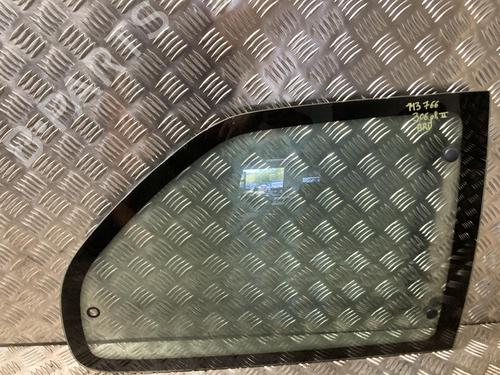 Used Rear right quarter glass Rear right quarter glass 37759896 37759896