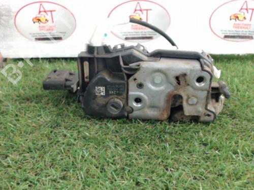 Venstre bagtil lås CITROËN C3 II (SC_) 1.4 HDi 70 (SC8HZC, SC8HR0, SC8HP4) (68 hp) 12969789