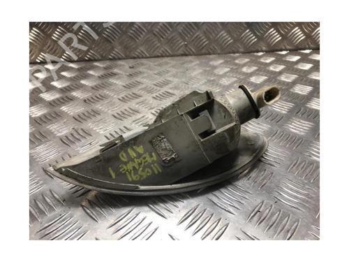 Right front indicator RENAULT MEGANE I Classic (LA0/1_) 1.6 e (LA0F, LA0S) | BP25748203C33 
