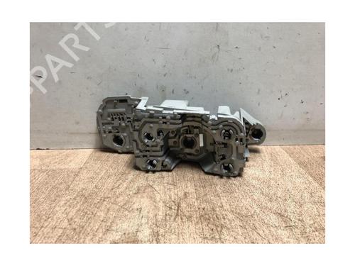 Licence plate light TOYOTA COROLLA Verso (ZER_, ZZE12_, R1_) 2.0 D-4D (CUR10_, CUR10R) | BP13291361I40