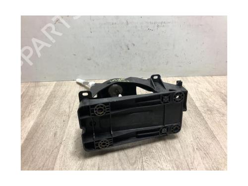 Gear lever RENAULT CLIO V (B7_) 1.0 TCe 100 (B7MT) | BP23870719M90