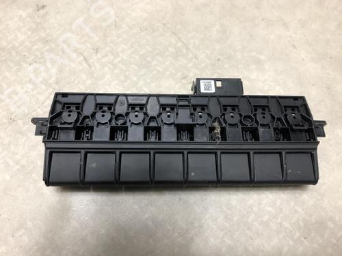 Used Warning switch NISSAN INTERSTAR Van (X62B) dCi 135 (136 hp) 20615906