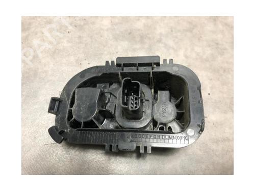 Licence plate light RENAULT CLIO IV Grandtour (KH_) 0.9 TCe 90 | BP20617418I40 